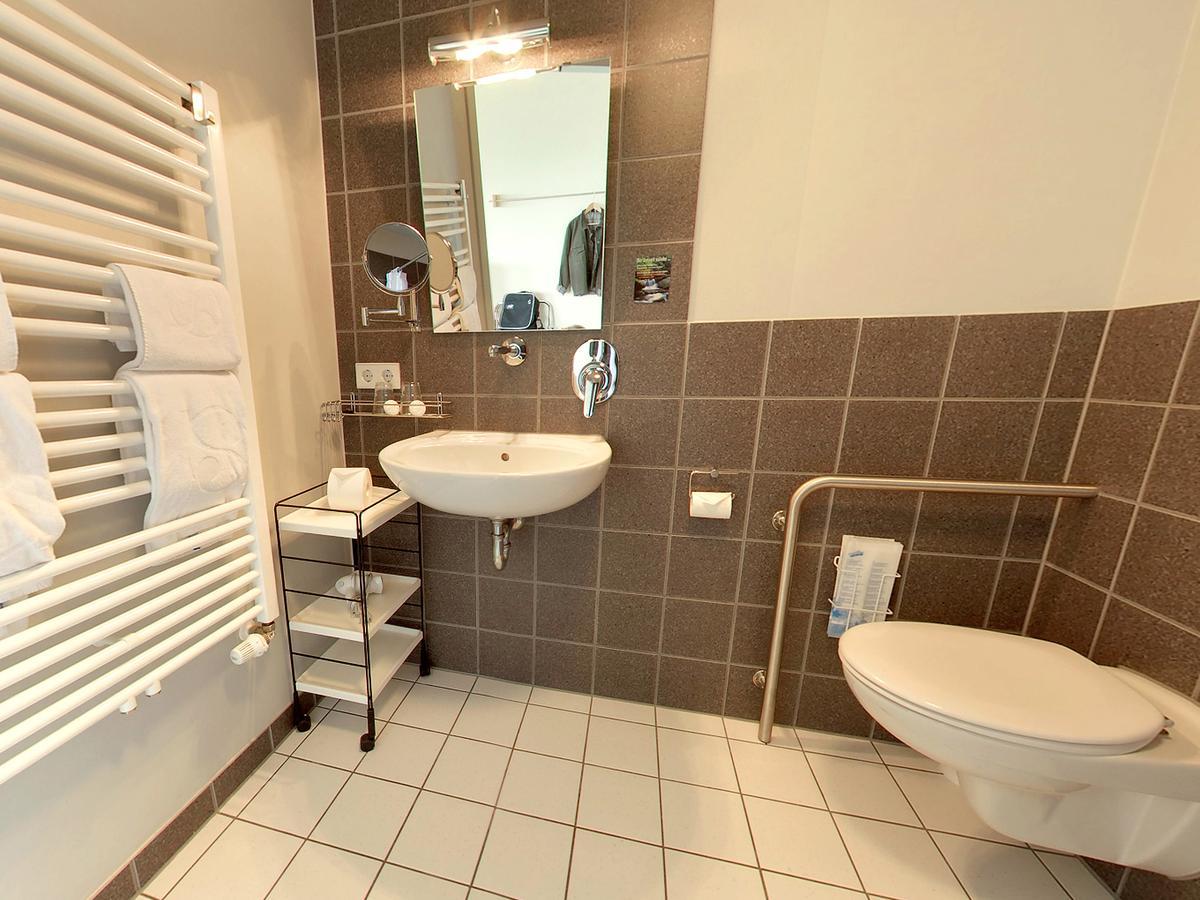 Seminarhotel In Der Manfred-Sauer-Stiftung Lobbach Pokoj fotografie